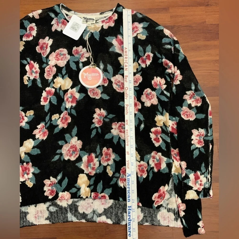 Show me your MuMu Mellow Bonfire Sweater Black Floral Boho Tunic - Picture 8 of 14